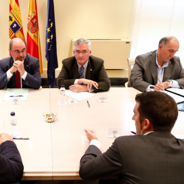 Reunión del Gobierno de Aragón con Organizaciones Agrarias